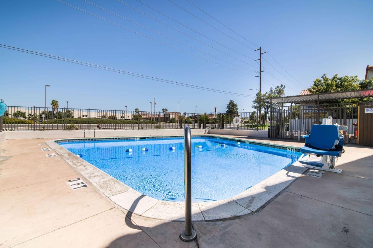Motel 6-Moreno Valley, CA - Perris Esterno foto