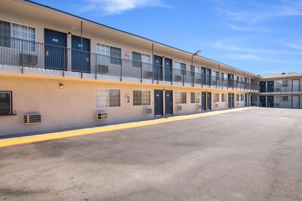 Motel 6-Moreno Valley, CA - Perris Esterno foto